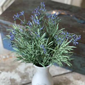 Small blue flower bundle